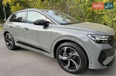 Внедорожник / Кроссовер Audi Q4 e-tron 2025 в 