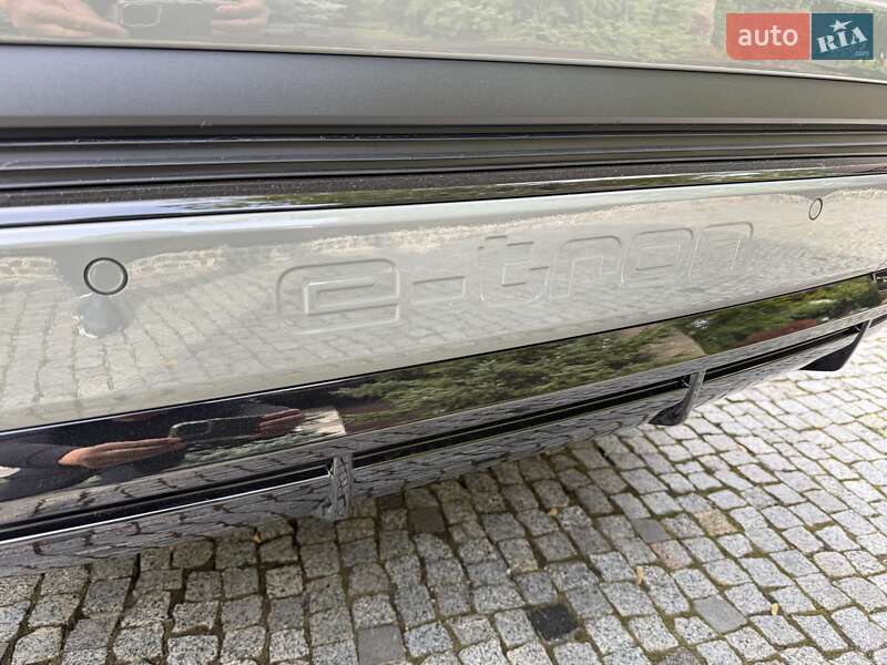 Внедорожник / Кроссовер Audi Q4 e-tron 2025 в Киеве фото 18 Внедорожник / Кроссовер Audi Q4 e-tron 2025 в Киеве