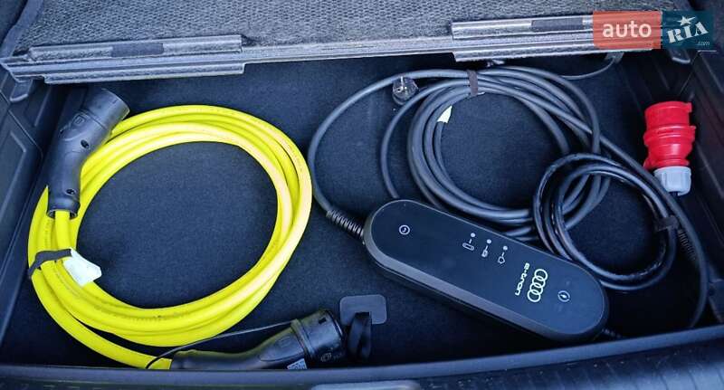 Внедорожник / Кроссовер Audi Q4 e-tron 2022 в Виннице фото 52 Внедорожник / Кроссовер Audi Q4 e-tron 2022 в Виннице