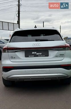 Внедорожник / Кроссовер Audi Q4 e-tron 2023 в 