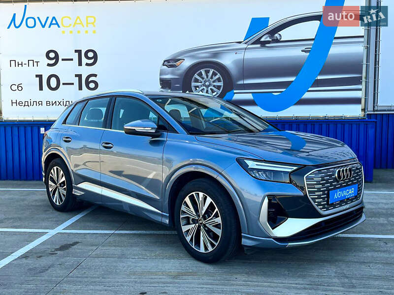 Позашляховик / Кросовер Audi Q4 e-tron 2023 в Києві