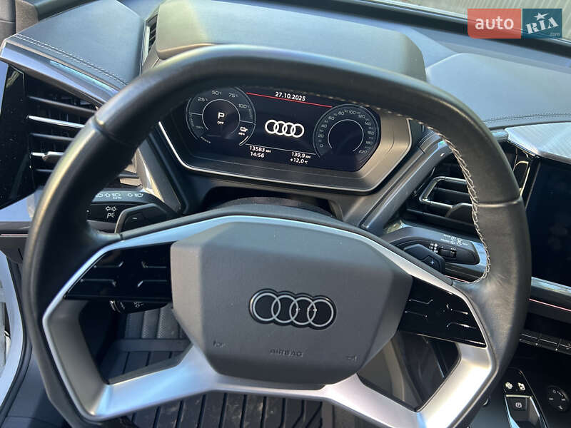 Внедорожник / Кроссовер Audi Q4 e-tron 2023 в Киеве