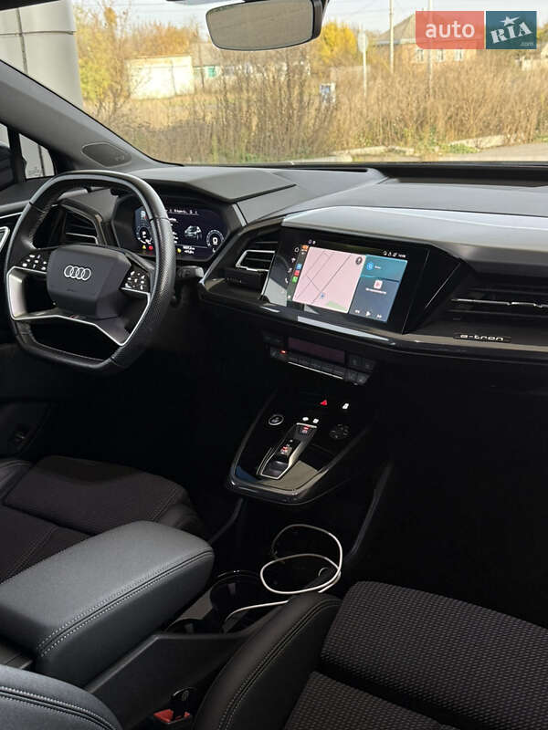 Позашляховик / Кросовер Audi Q4 e-tron 2021 в Золотоноші