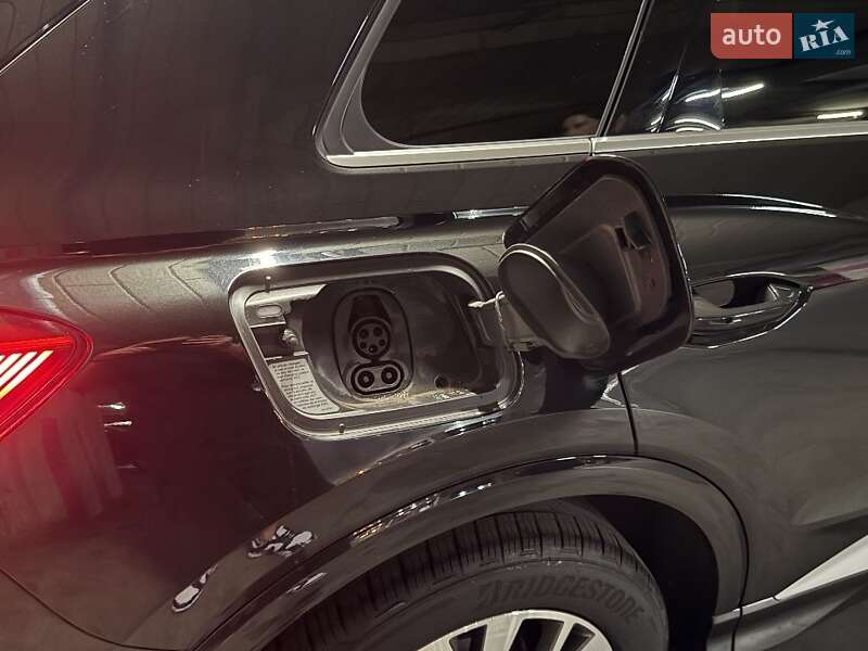 Позашляховик / Кросовер Audi Q4 e-tron 2022 в Львові