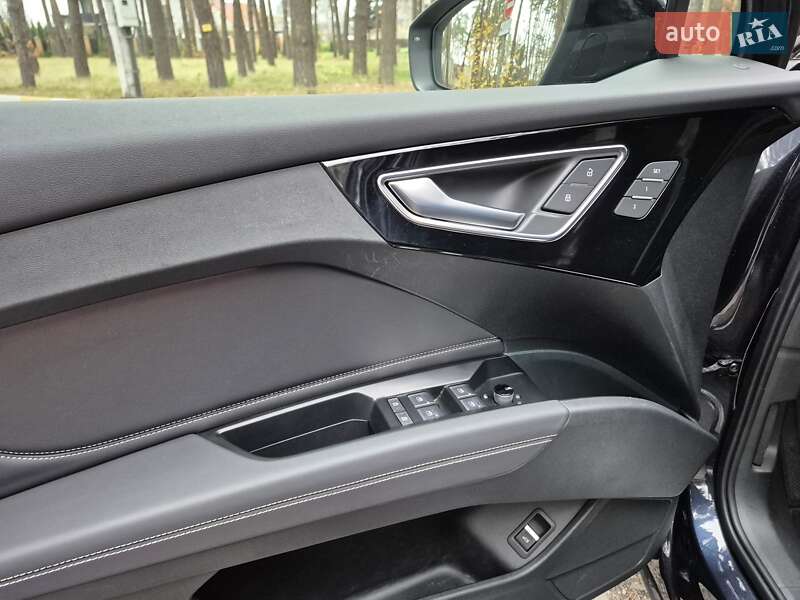 Позашляховик / Кросовер Audi Q4 e-tron 2024 в Шевченкове