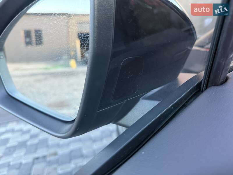 Позашляховик / Кросовер Audi Q4 e-tron 2024 в Львові