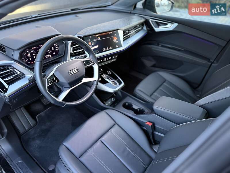 Позашляховик / Кросовер Audi Q4 e-tron 2024 в Львові