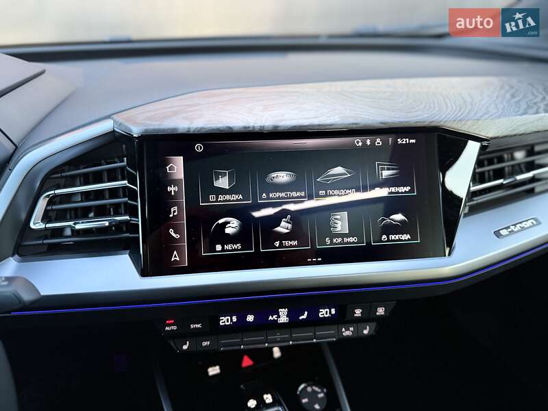 Позашляховик / Кросовер Audi Q4 e-tron 2024 в Львові