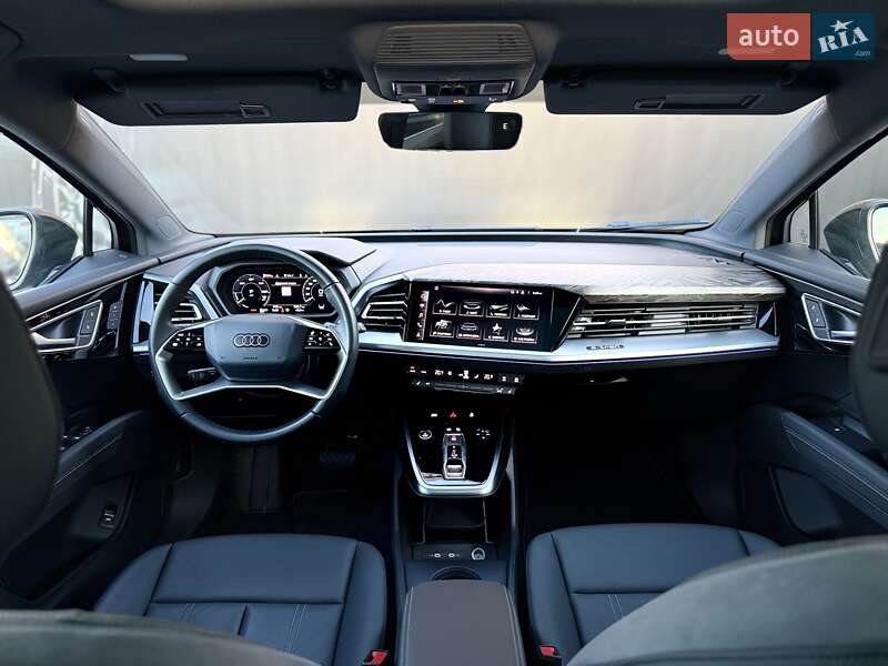 Позашляховик / Кросовер Audi Q4 e-tron 2024 в Львові