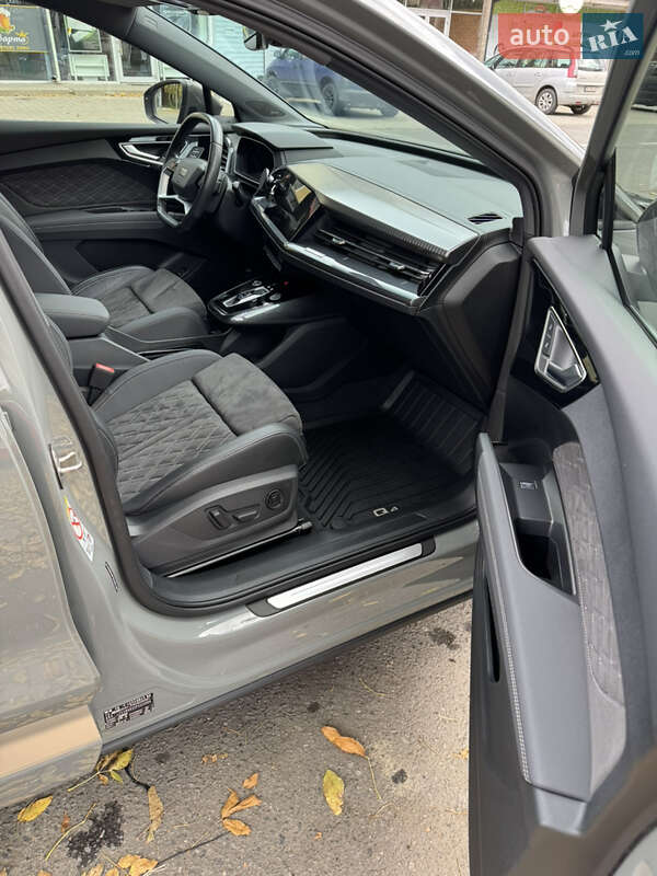 Позашляховик / Кросовер Audi Q4 e-tron 2023 в Ужгороді фото 8 Позашляховик / Кросовер Audi Q4 e-tron 2023 в Ужгороді