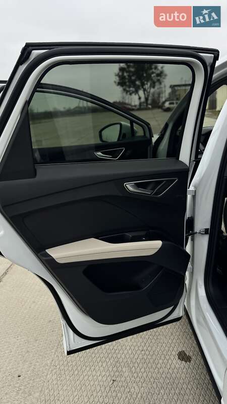 Позашляховик / Кросовер Audi Q4 e-tron 2023 в Харкові фото 24 Позашляховик / Кросовер Audi Q4 e-tron 2023 в Харкові