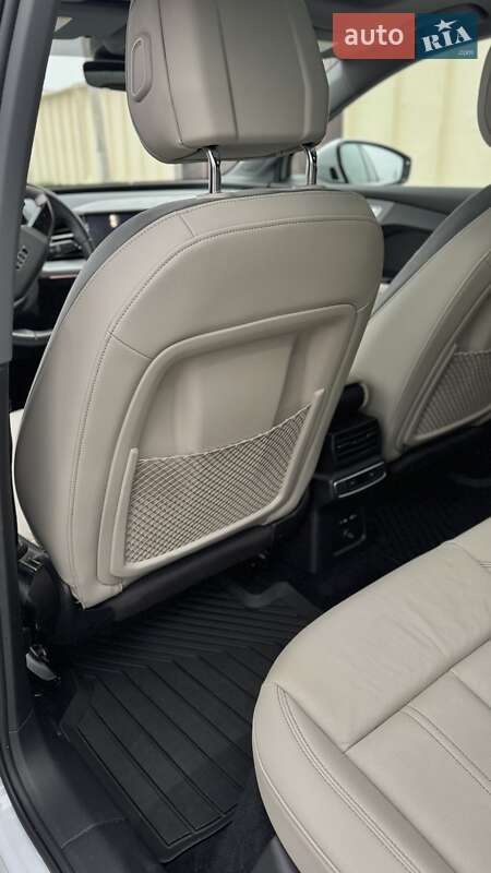 Позашляховик / Кросовер Audi Q4 e-tron 2023 в Харкові фото 27 Позашляховик / Кросовер Audi Q4 e-tron 2023 в Харкові