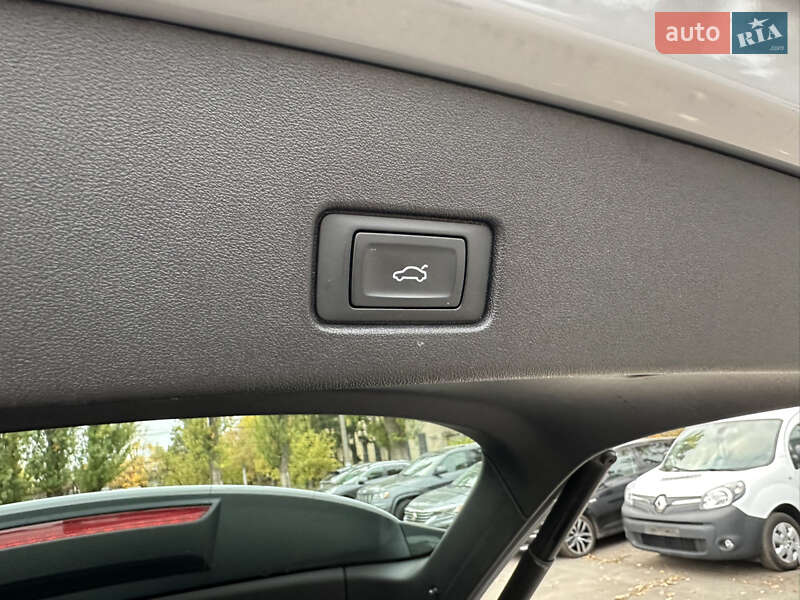 Позашляховик / Кросовер Audi Q4 e-tron 2021 в Києві фото 15 Позашляховик / Кросовер Audi Q4 e-tron 2021 в Києві