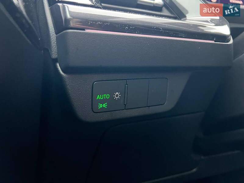 Позашляховик / Кросовер Audi Q4 e-tron 2022 в Львові фото 22 Позашляховик / Кросовер Audi Q4 e-tron 2022 в Львові