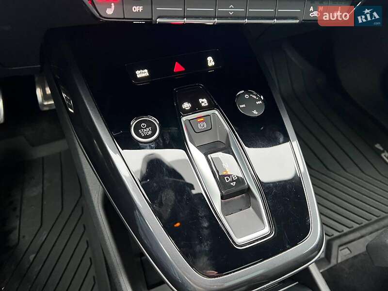 Позашляховик / Кросовер Audi Q4 e-tron 2022 в Львові фото 26 Позашляховик / Кросовер Audi Q4 e-tron 2022 в Львові