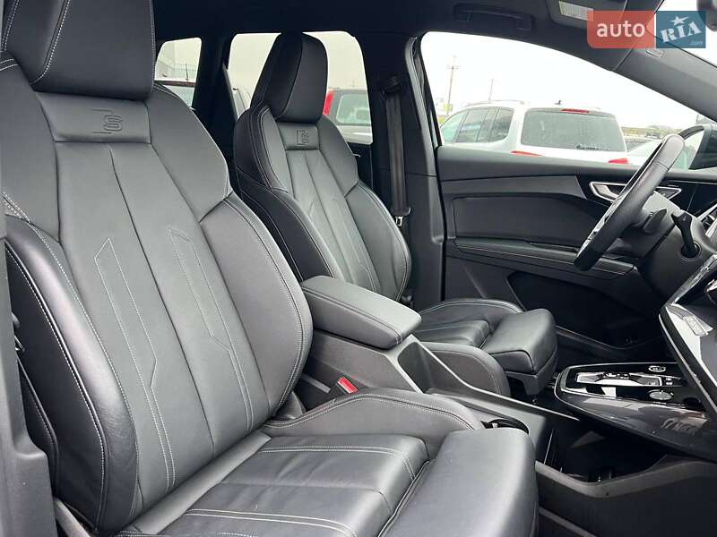 Позашляховик / Кросовер Audi Q4 e-tron 2022 в Львові фото 38 Позашляховик / Кросовер Audi Q4 e-tron 2022 в Львові