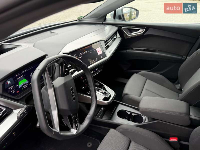 Позашляховик / Кросовер Audi Q4 e-tron 2023 в Хусті
