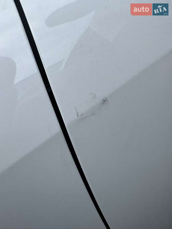 Позашляховик / Кросовер Audi Q4 e-tron 2023 в Києві