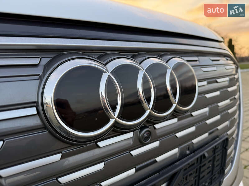 Внедорожник / Кроссовер Audi Q4 e-tron 2023 в Одессе