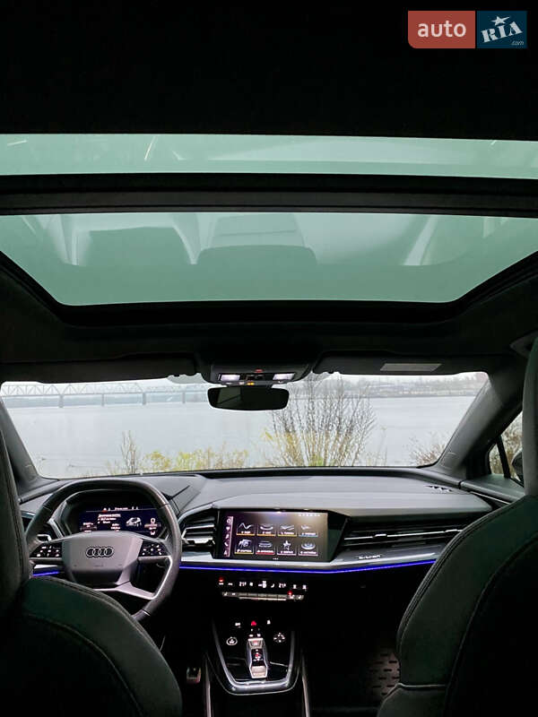 Внедорожник / Кроссовер Audi Q4 e-tron 2023 в Киеве