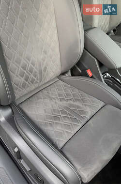 Внедорожник / Кроссовер Audi Q4 e-tron 2025 в Киеве