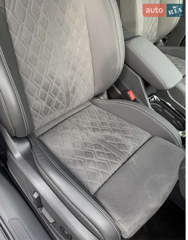 Внедорожник / Кроссовер Audi Q4 e-tron 2025 в Киеве фото 11 Внедорожник / Кроссовер Audi Q4 e-tron 2025 в Киеве