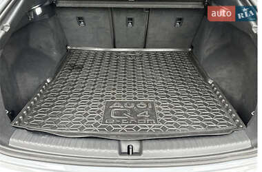 Внедорожник / Кроссовер Audi Q4 e-tron 2025 в Киеве