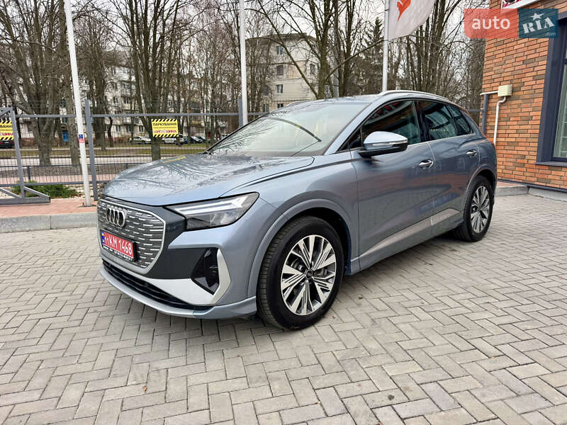 Внедорожник / Кроссовер Audi Q4 e-tron 2024 в Кременчуге