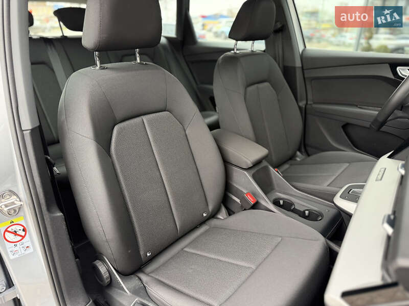 Внедорожник / Кроссовер Audi Q4 e-tron 2023 в Хмельницком фото 31 Внедорожник / Кроссовер Audi Q4 e-tron 2023 в Хмельницком