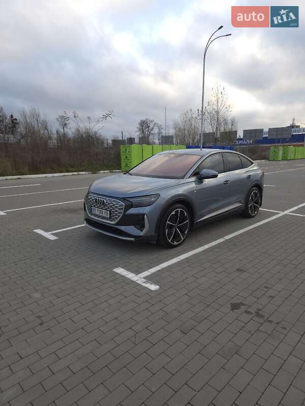 Внедорожник / Кроссовер Audi Q4 e-tron 2022 в Виннице фото 5 Внедорожник / Кроссовер Audi Q4 e-tron 2022 в Виннице
