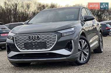 Внедорожник / Кроссовер Audi Q4 e-tron 2023 в Стрые