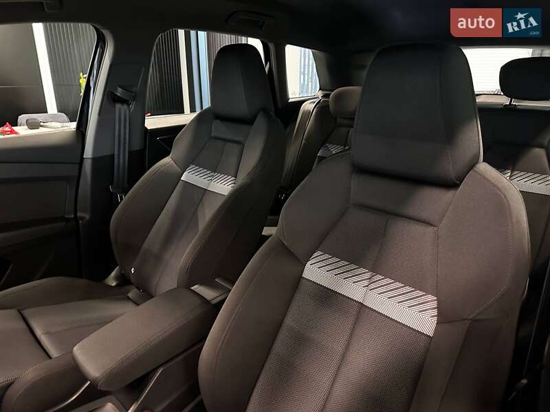 Внедорожник / Кроссовер Audi Q4 e-tron 2022 в Львове