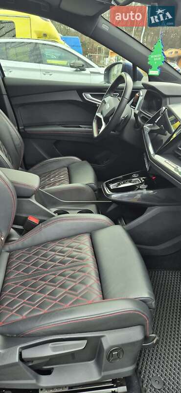 Внедорожник / Кроссовер Audi Q4 e-tron 2023 в Ивано-Франковске фото 14 Внедорожник / Кроссовер Audi Q4 e-tron 2023 в Ивано-Франковске