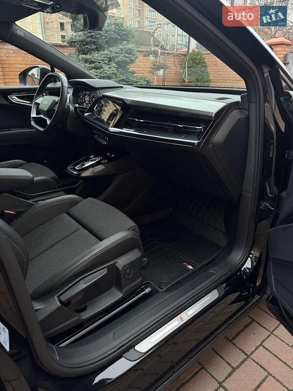 Внедорожник / Кроссовер Audi Q4 e-tron 2023 в Ивано-Франковске фото 15 Внедорожник / Кроссовер Audi Q4 e-tron 2023 в Ивано-Франковске