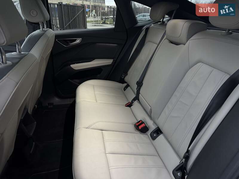 Внедорожник / Кроссовер Audi Q4 e-tron 2022 в Черновцах фото 23 Внедорожник / Кроссовер Audi Q4 e-tron 2022 в Черновцах