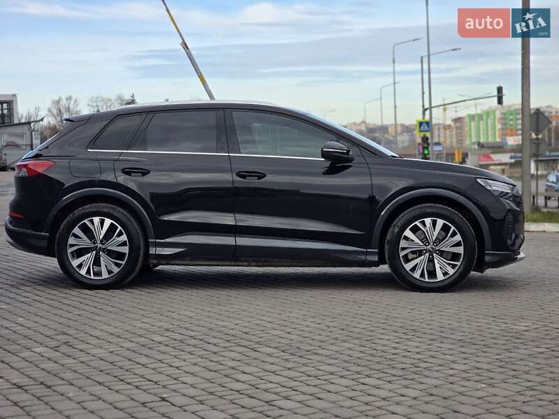 Внедорожник / Кроссовер Audi Q4 e-tron 2023 в Тернополе