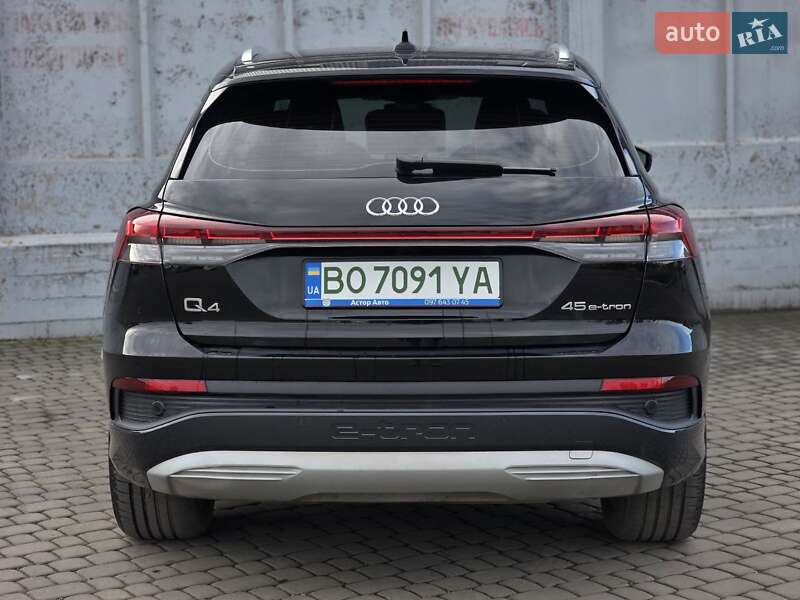 Внедорожник / Кроссовер Audi Q4 e-tron 2023 в Тернополе