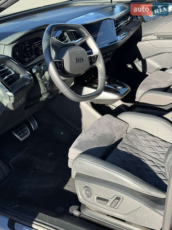 Внедорожник / Кроссовер Audi Q4 e-tron 2022 в Черновцах