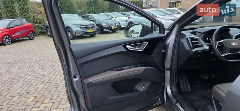 Внедорожник / Кроссовер Audi Q4 e-tron 2022 в Тернополе