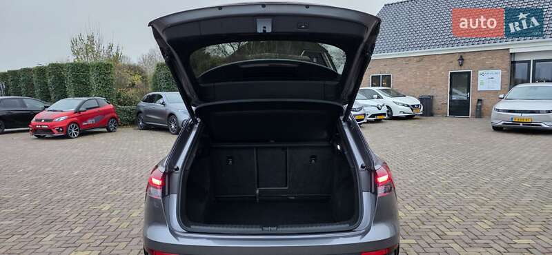 Внедорожник / Кроссовер Audi Q4 e-tron 2022 в Тернополе