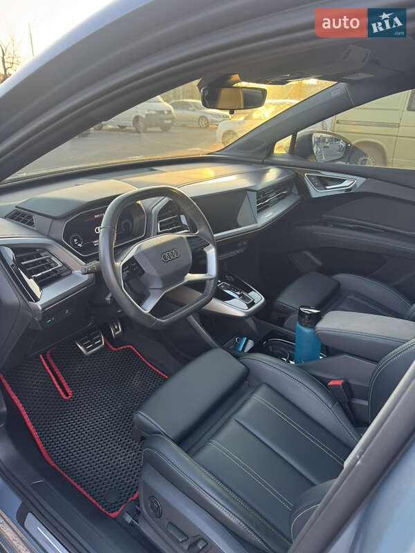 Позашляховик / Кросовер Audi Q4 e-tron 2023 в Києві фото 8 Позашляховик / Кросовер Audi Q4 e-tron 2023 в Києві
