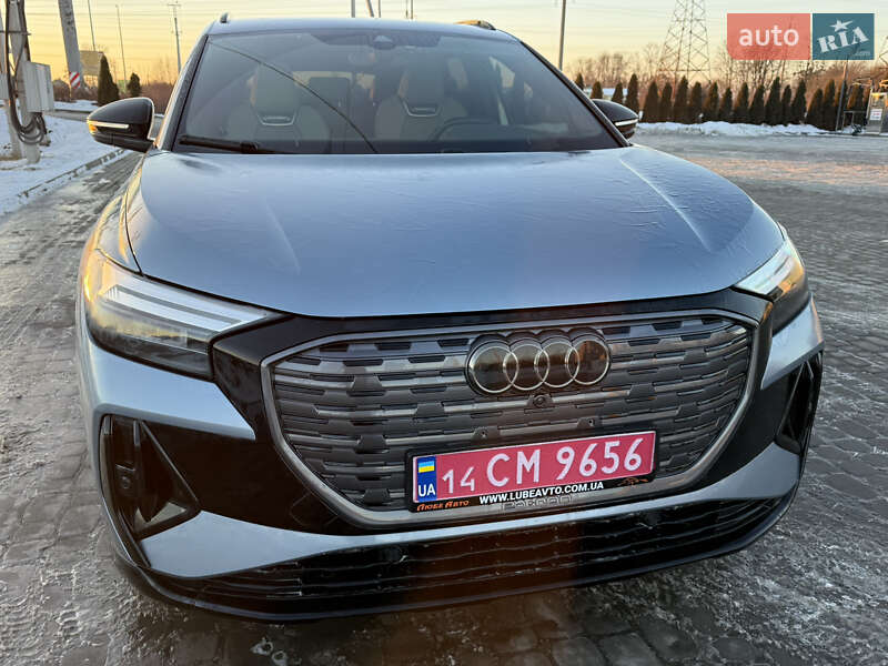 Внедорожник / Кроссовер Audi Q4 e-tron 2022 в Львове