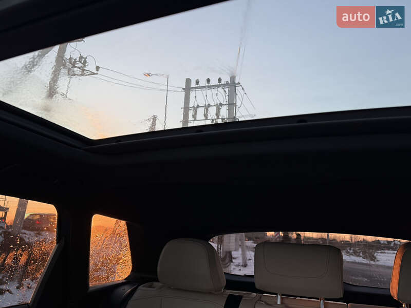 Внедорожник / Кроссовер Audi Q4 e-tron 2022 в Львове