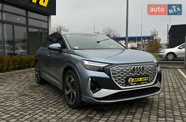 Позашляховик / Кросовер Audi Q4 e-tron 2024 в Мукачевому