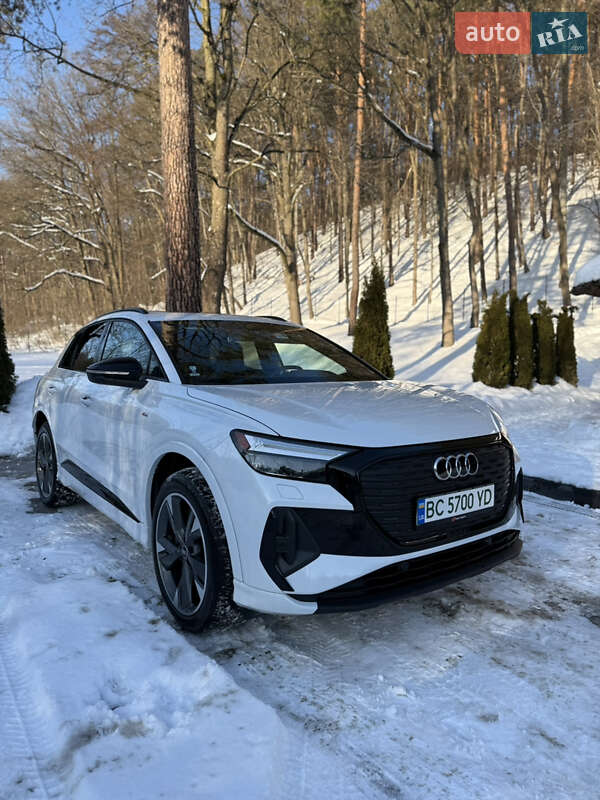 Audi Q4 e-tron 2023