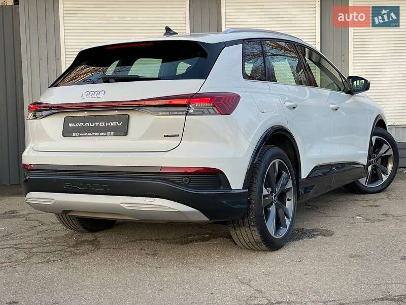 Внедорожник / Кроссовер Audi Q4 e-tron 2022 в Киеве