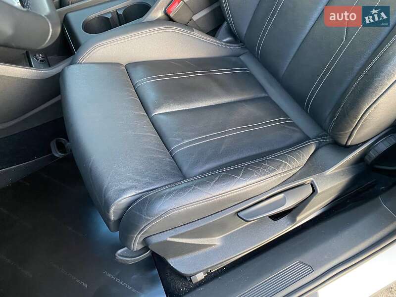 Внедорожник / Кроссовер Audi Q4 e-tron 2022 в Киеве