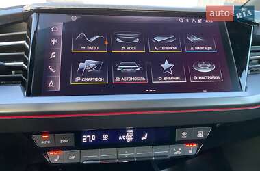 Позашляховик / Кросовер Audi Q4 e-tron 2022 в Києві