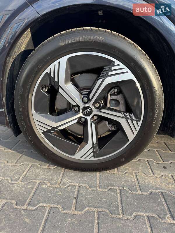 Позашляховик / Кросовер Audi Q4 e-tron 2024 в Києві фото 4 Позашляховик / Кросовер Audi Q4 e-tron 2024 в Києві