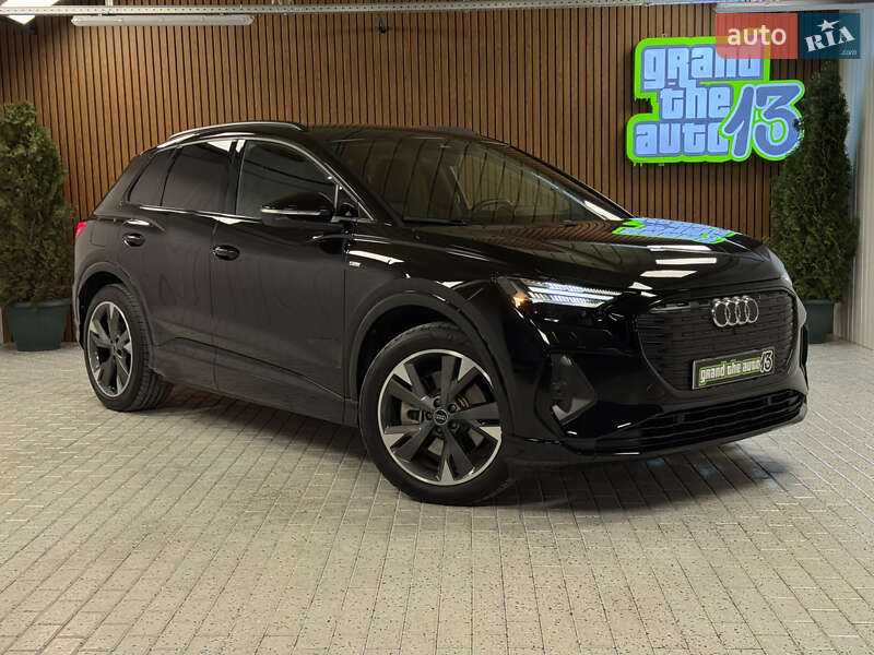 Внедорожник / Кроссовер Audi Q4 e-tron 2024 в Киеве
